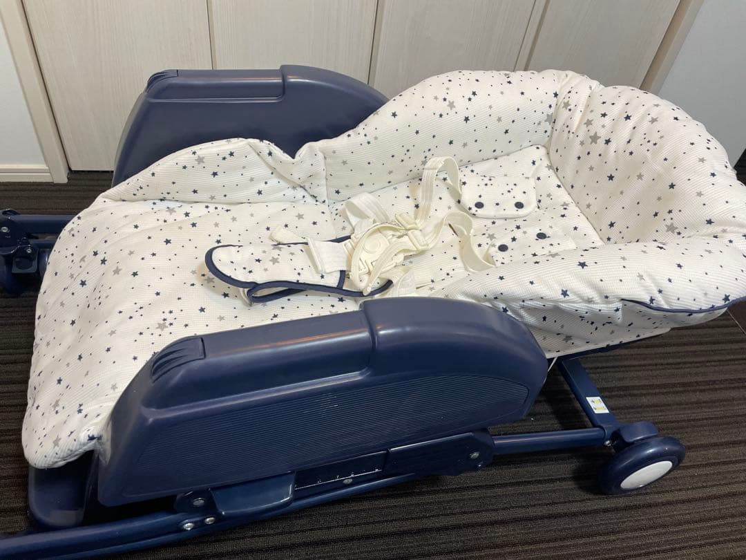 【美品】アップリカ　手動ハイローチェア