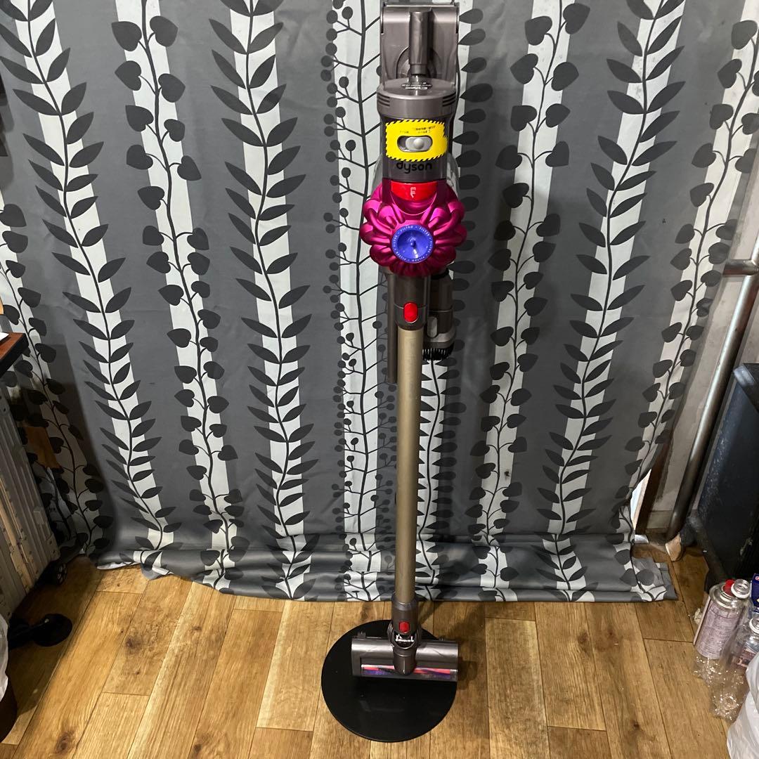 Dyson V7 SV11スティッククリーナー本体 立て掛けスタンド付き