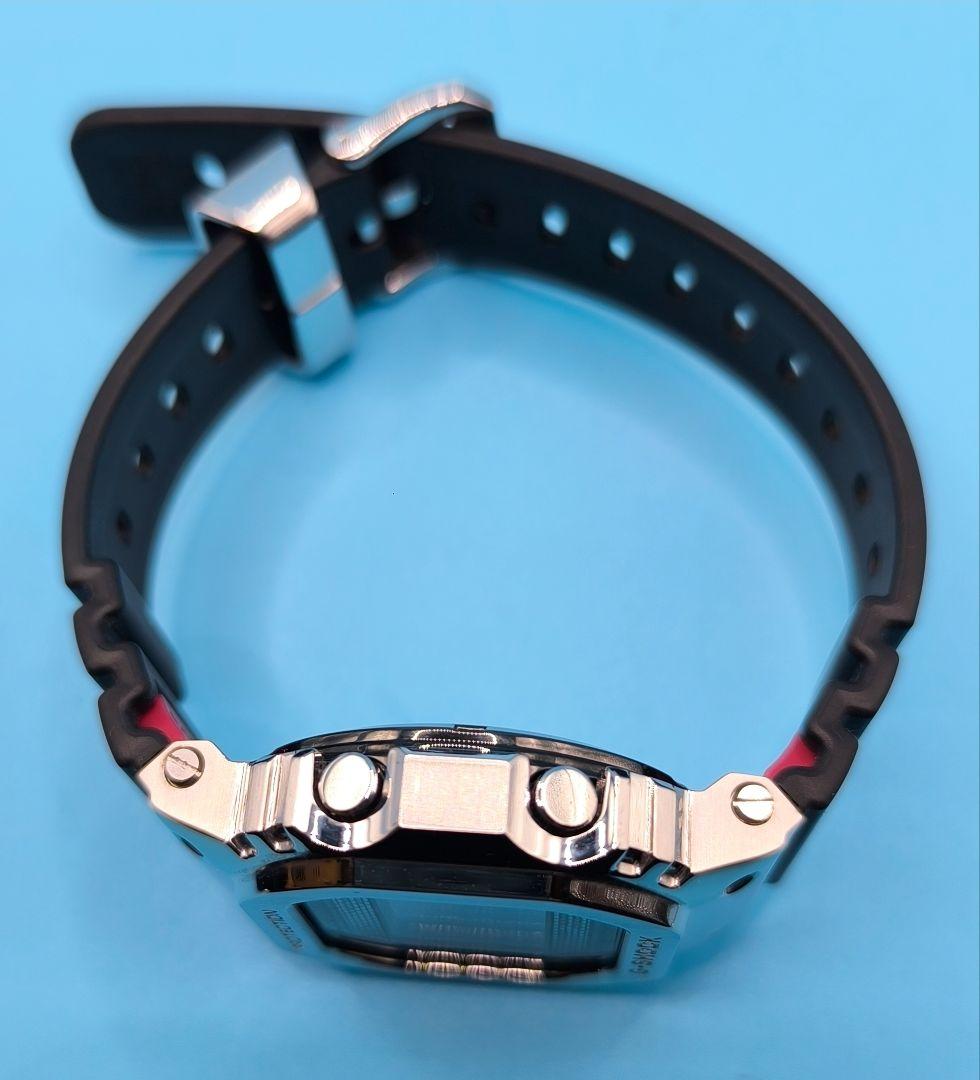 G-SHOCK GMW−B5000-1JFメタルカバーソーラー電波