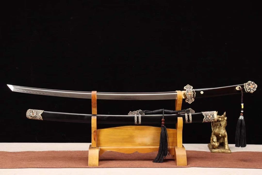 【唐刀】百花唐刀 古兵器 武具　刀装具　日本刀　模造刀 居合刀