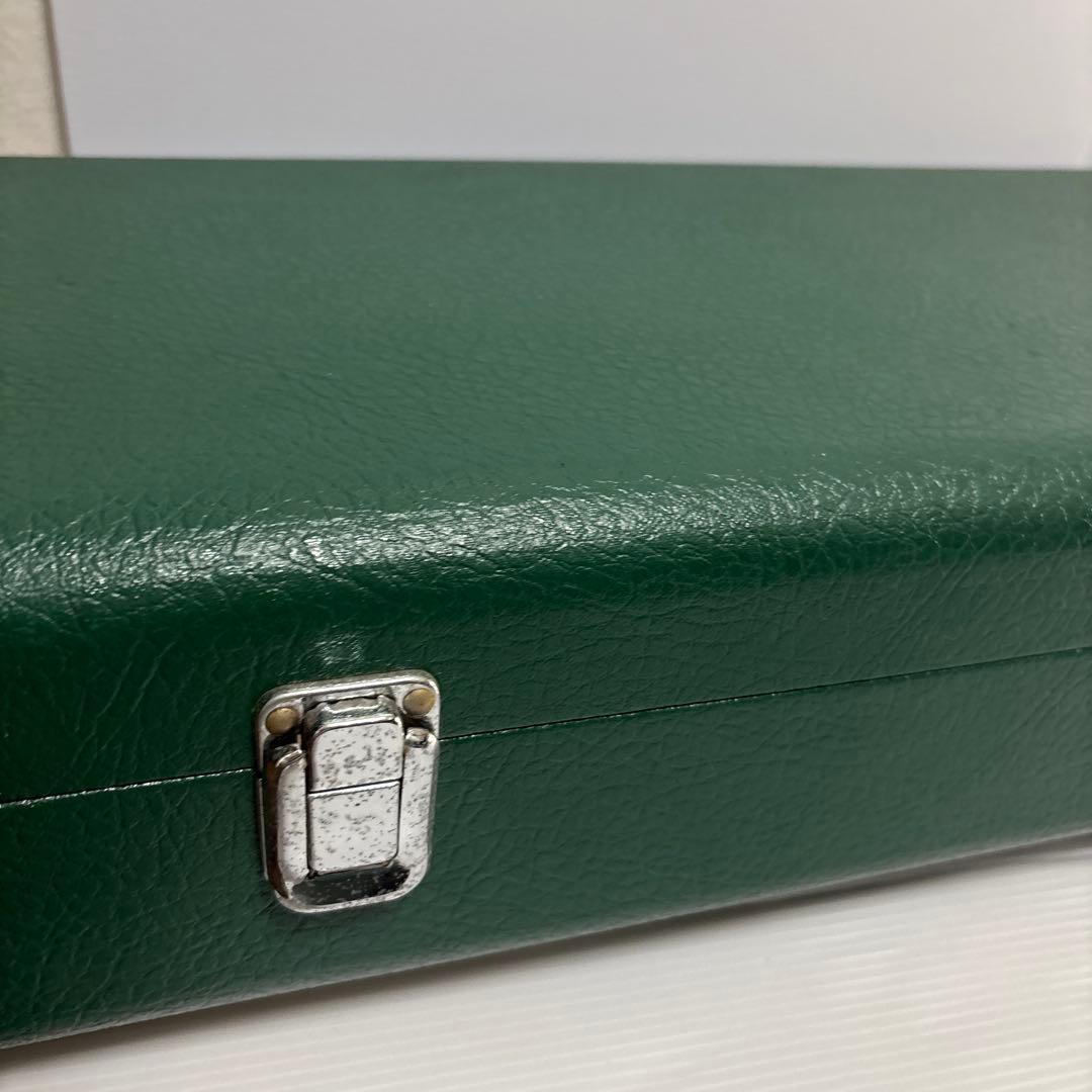 三味線 紫檀 丸打胴 弦楽器 和楽器 ハードケース 付属品 付き