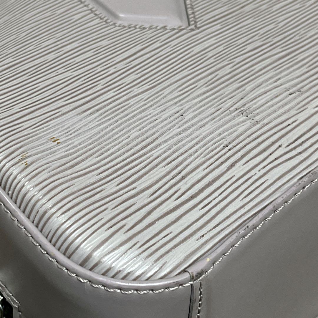 ルイヴィトン　ハンドバッグ　ジャスミン　エピ　型押しロゴ　ラベンダー　ライラック