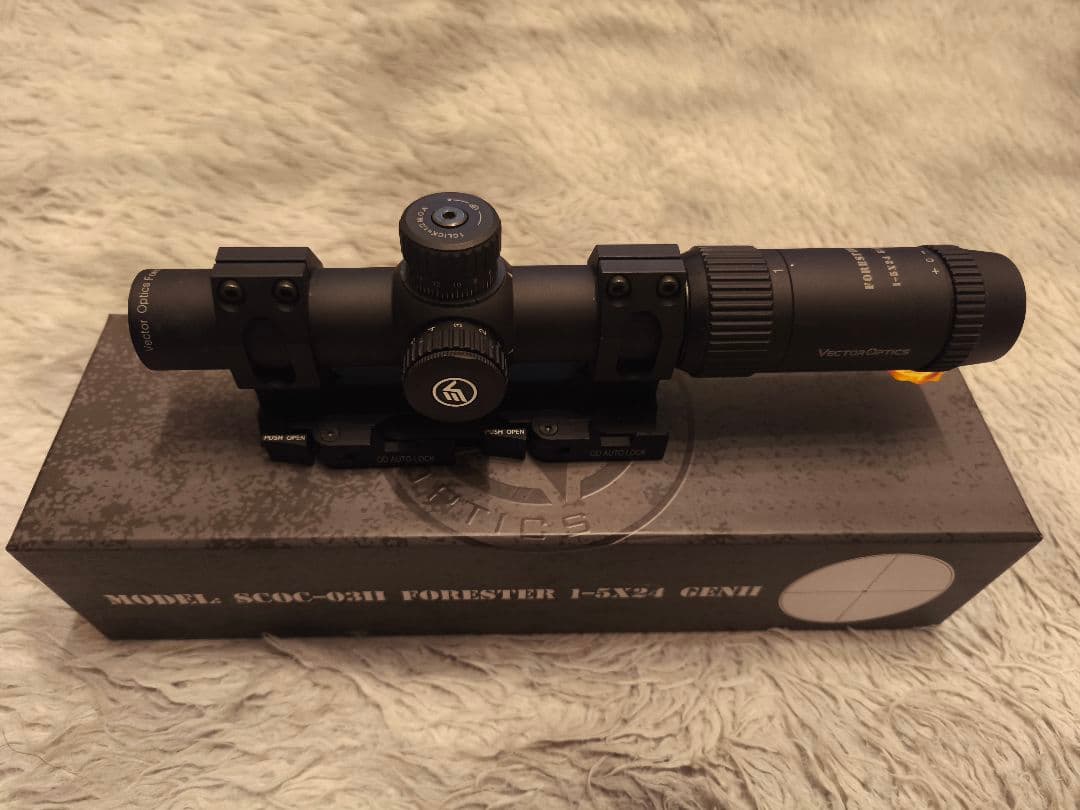 Vector Optics Forester 1-5x24 GenII　おまけ付
