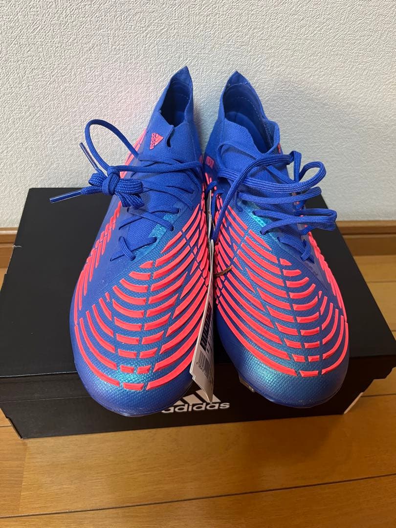新品 プレデター エッジ .1 L FG サッカースパイク PREDATOR