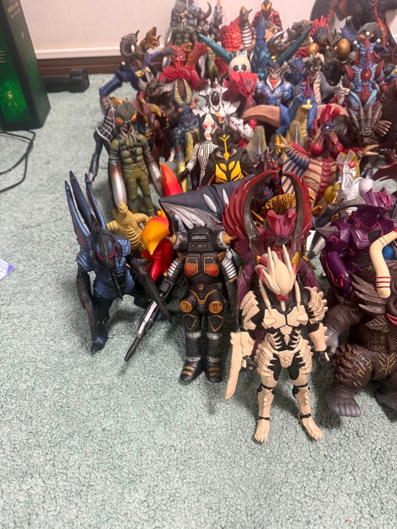 d*2様 ウルトラ怪獣　その他　ソフビ　93体まとめ売り　送料込み　一部レトロあ