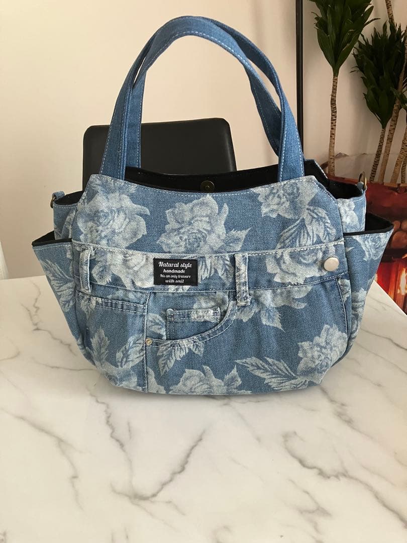 872 みかりん♡プロフ必読♡夏物最終です　大きめデニムリメイクバック2点