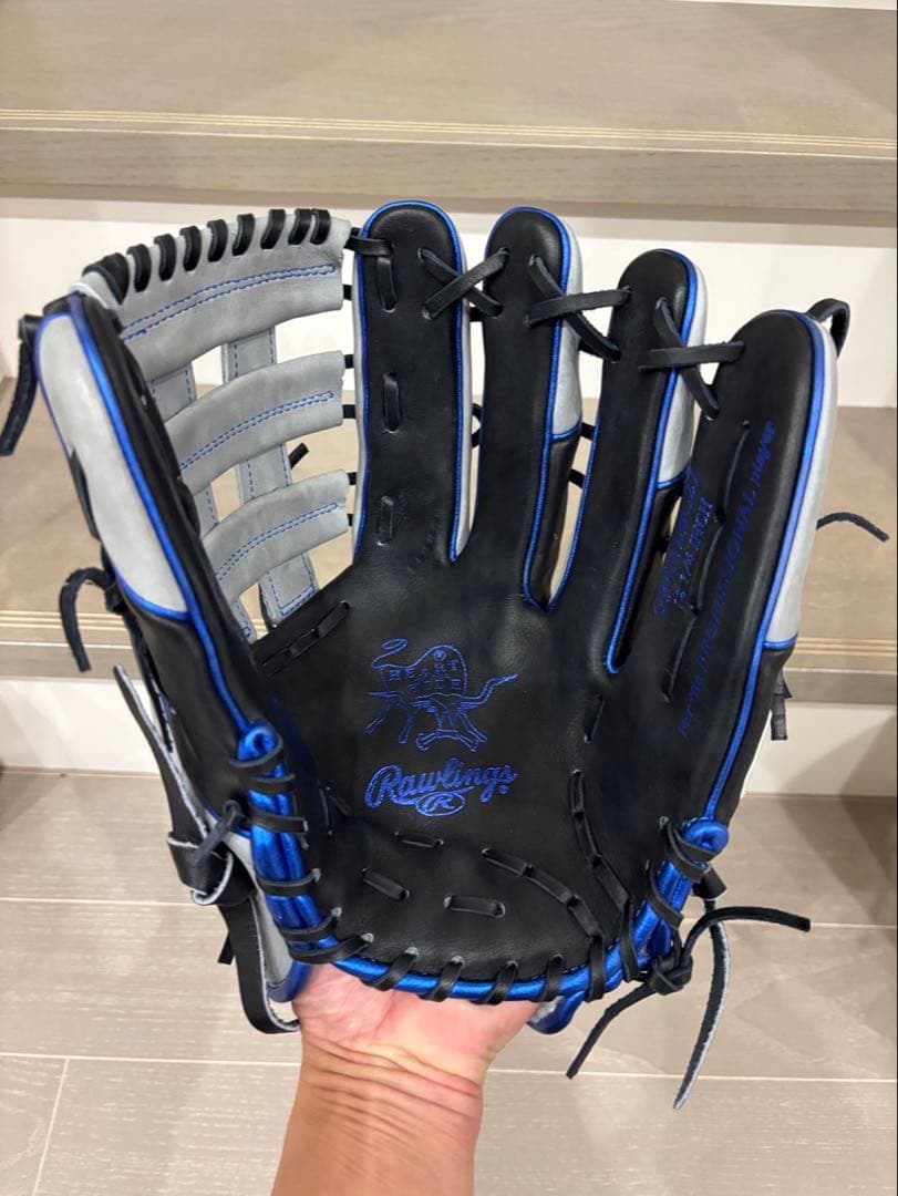 carpprideローリングス　鈴木誠也モデル