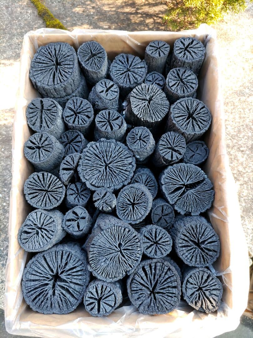 m3ホンポ【 愛媛産 】切れ端５.５㎏ クヌギ炭×2箱