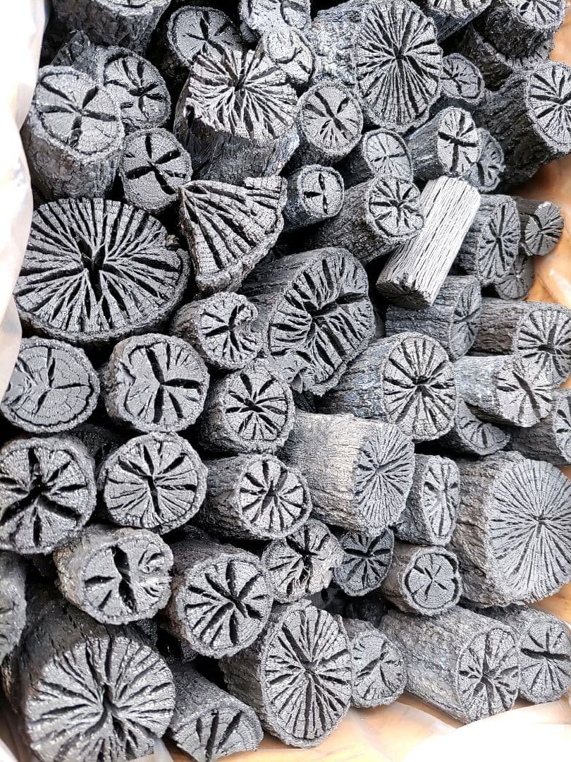 m3ホンポ【 愛媛産 】切れ端５.５㎏ クヌギ炭×2箱