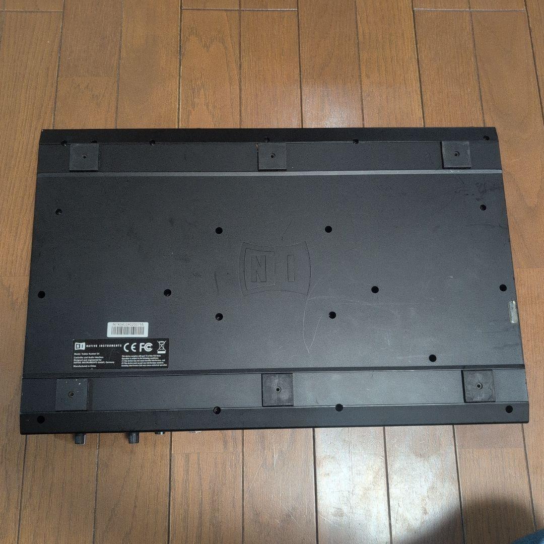 DJ機材 NI Traktor Kontrol S4