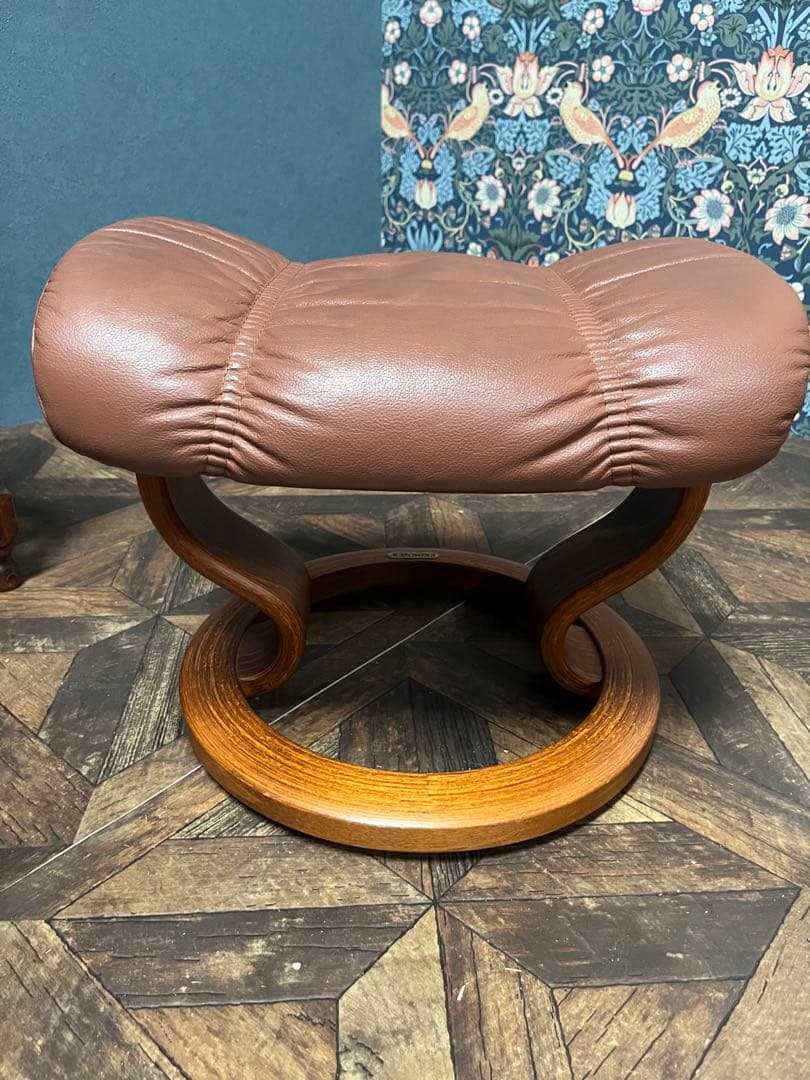 りき＊エコーネス 　オットマン フットスツール 本革 ストレスレス