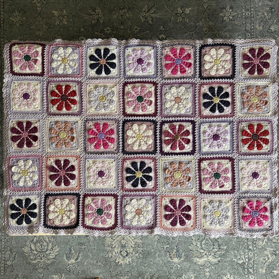 デイジーモチーフ 手編み ブラケット マルチカバー モーブカラー コットン毛糸