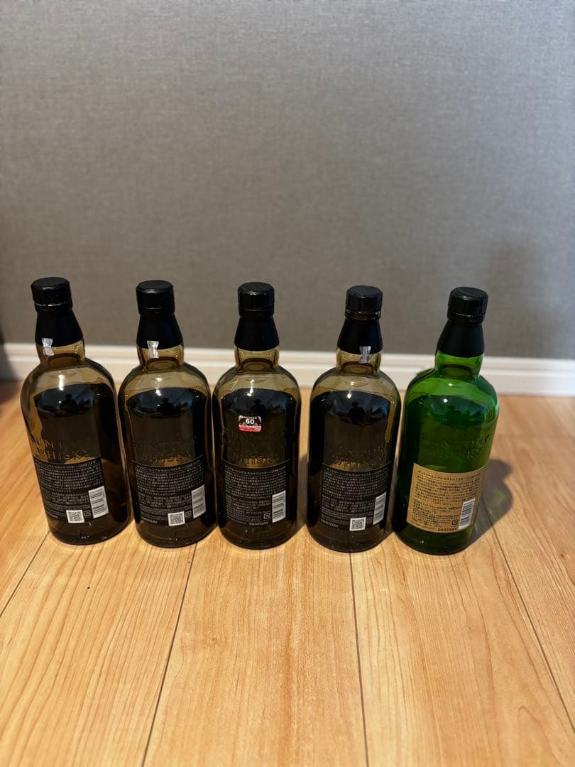 pee さん 山崎１８年 4本、白州１８年１本空瓶　箱付き