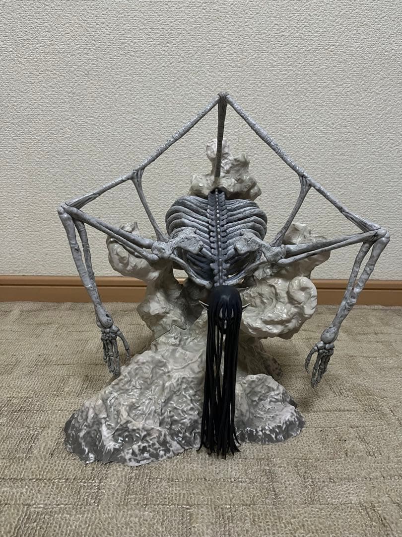 進撃の巨人 一番くじ ラストワン 終尾の巨人 フィギュア