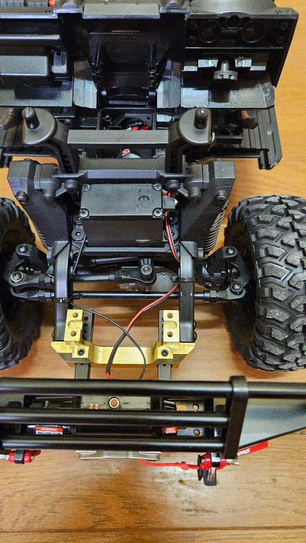 トラクサス trx4 ディフェンダー 1/10