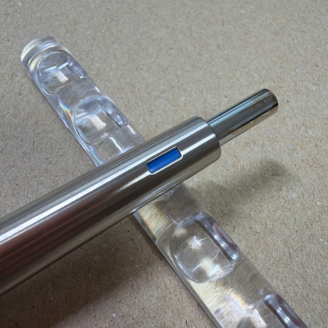 新品 廃盤 PILOT パイロット 細字4色 ボールペン 多色ペン 振り子式