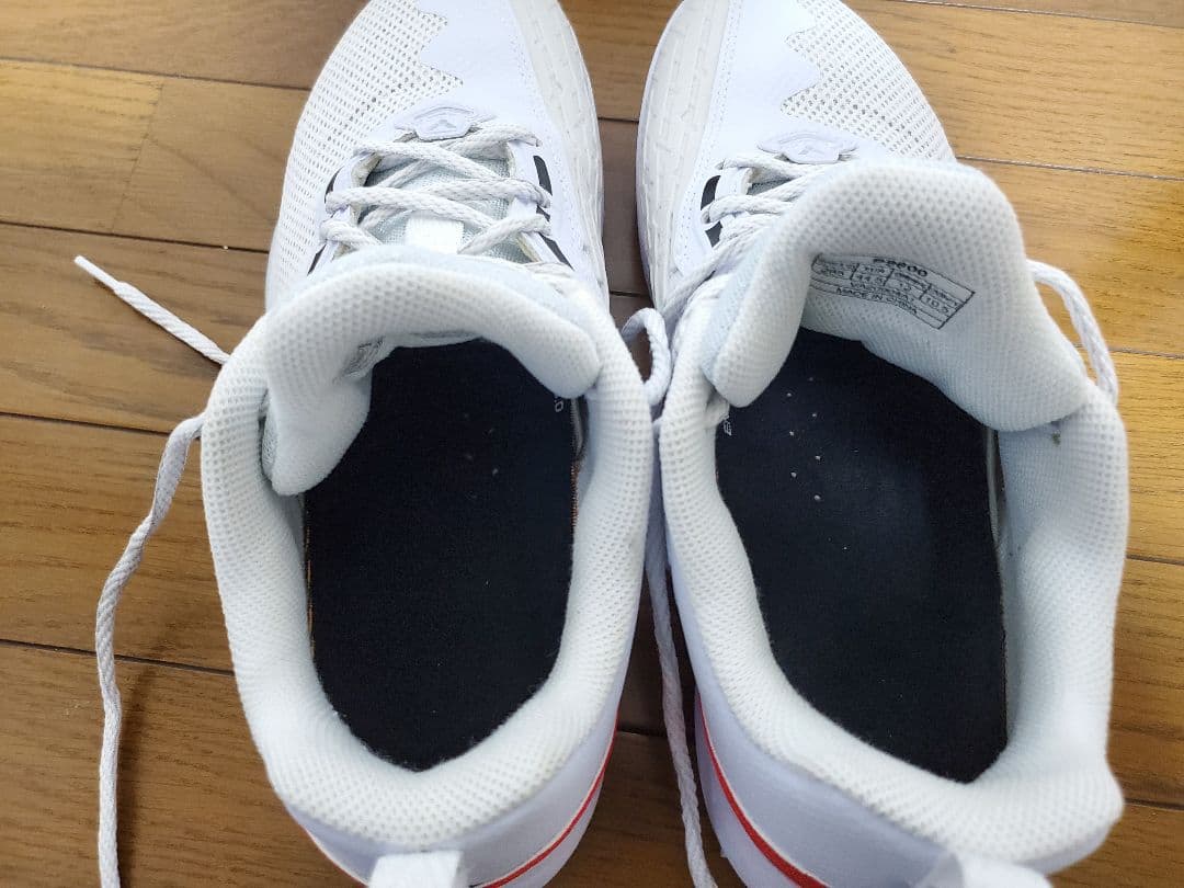 ビクター　バドミントンシューズ　28.5cm