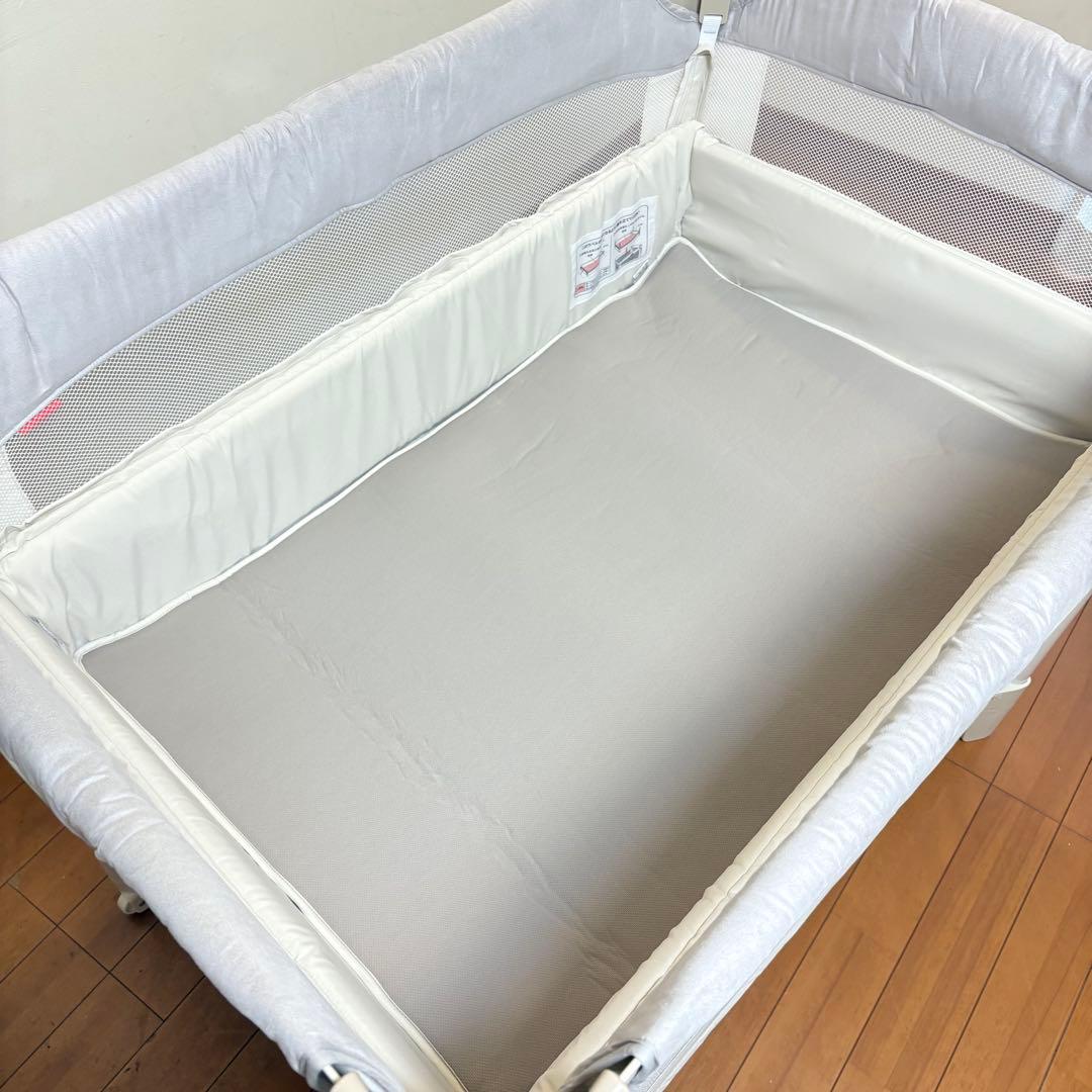 【美品・付属品完備】アップリカ ココネルエアープラスAB ホワイトベージュ