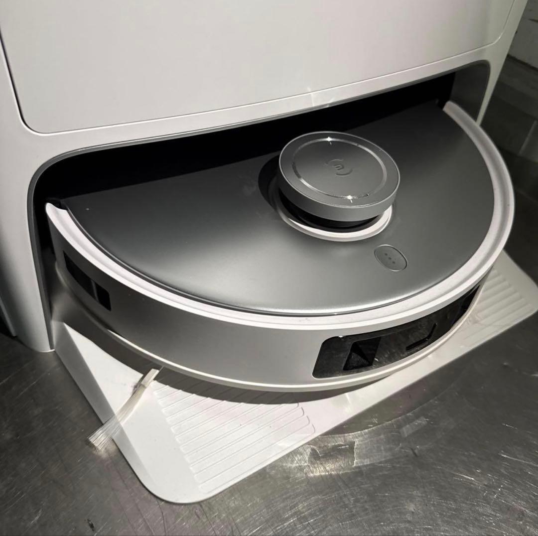 【美品】ロボット掃除機　ECOVACS CH2232 2023年製