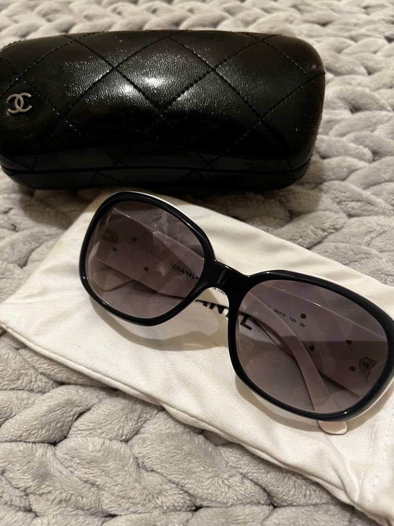 CHANEL フラワー装飾 サングラス