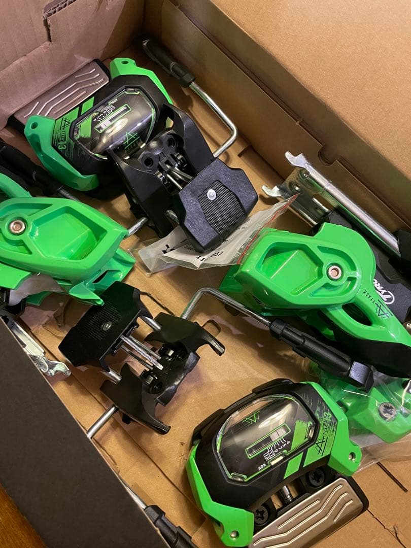 チロリア　スキービンディング　アタック2 13 ブレーキ110 新品