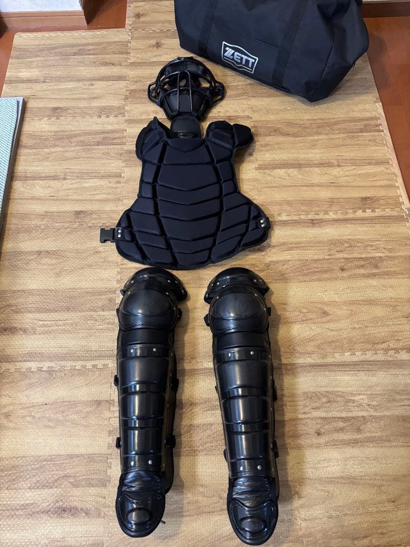 ZETT ブラック 硬式 キャッチャー用 プロテクターセット