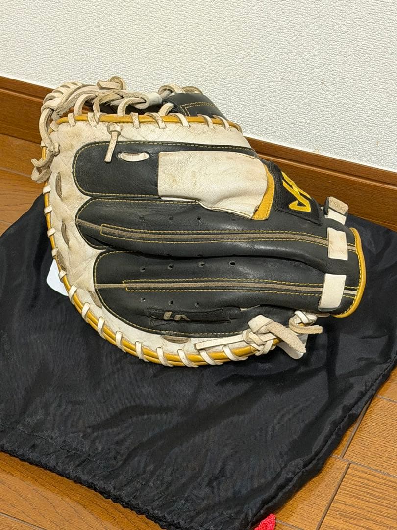 ソフトボール用キャッチャーミット　硬式