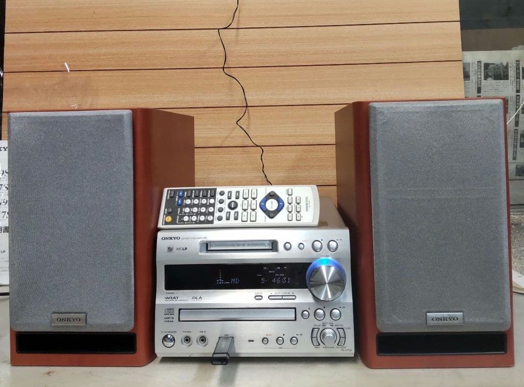 値下げ リペア済 USB/MD/FM/AM/AUX/OPT ONKYO 70W