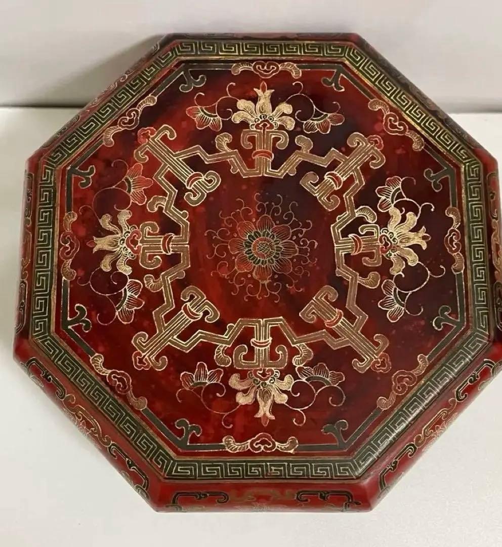 清时代 乾隆年 吉祥文漆絵 八角盒子 蓋付き アンティーク 骨董品