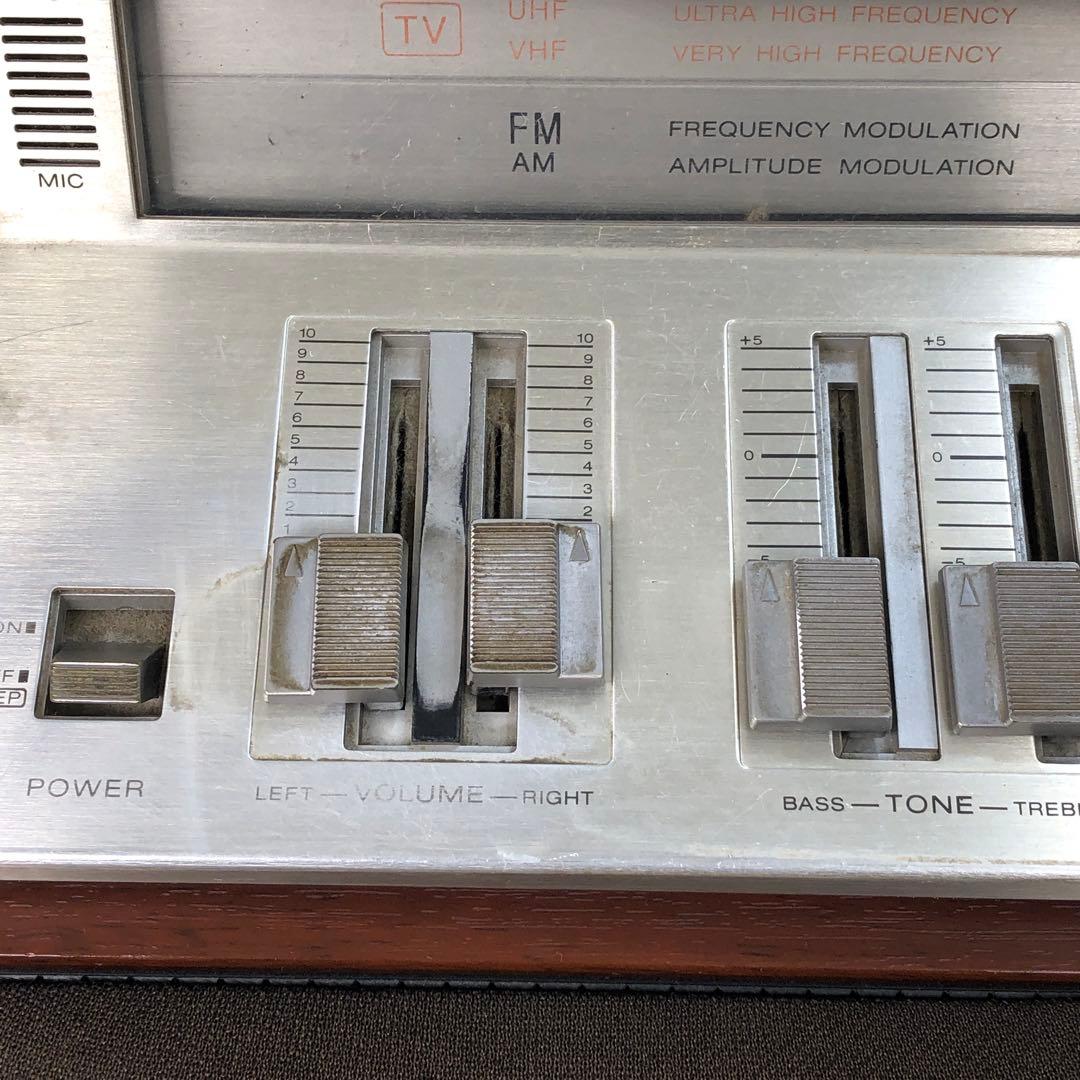 SONY CFS-V8 ステレオラジオカセット STEREO ZILBA'P