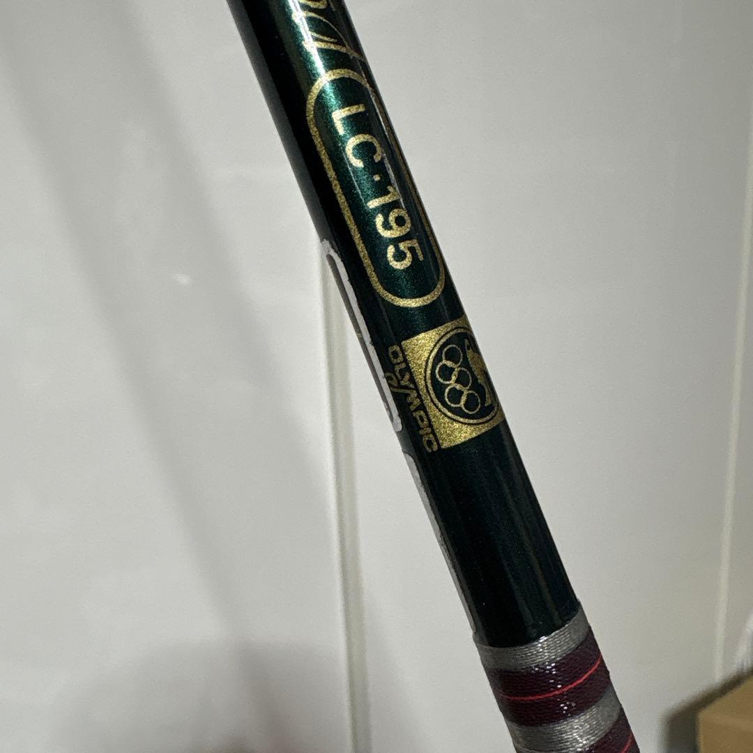 オリムピック カーボンファイバーロッド LC195 綺麗な深緑色　トップ