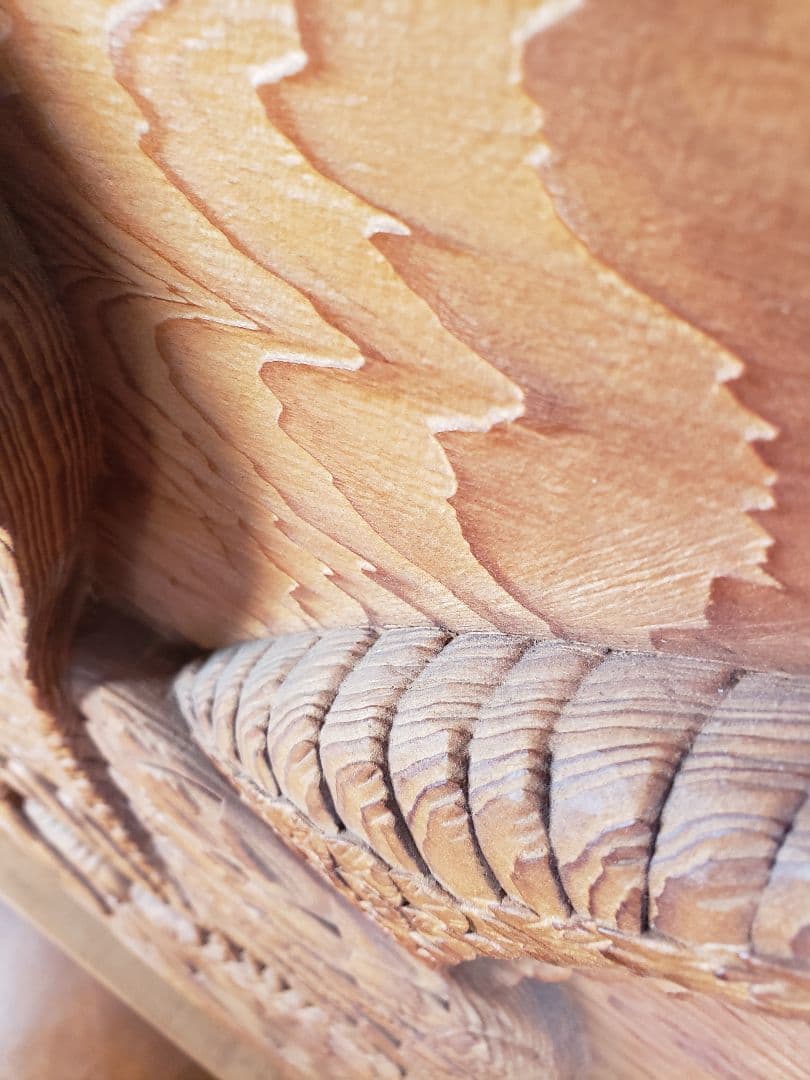 鷹の彫刻【額飾り、壁付け】