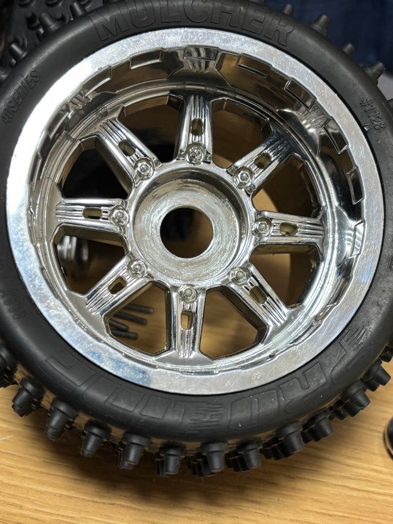 hpi サベージPROLINE 23ミリハブ付き