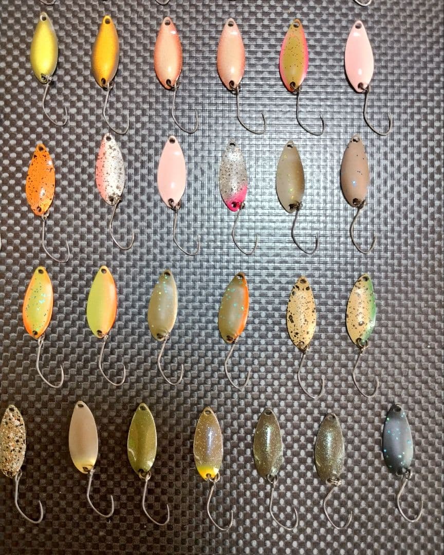 FOREST フォレスト ファクター０.９ｇスプーン６１個セット