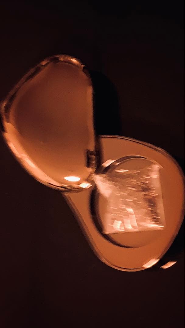 最高級な宇宙の隕石の粉ケース付き ⚜️✨　宇宙の流れ星の粉 ✨✨✨