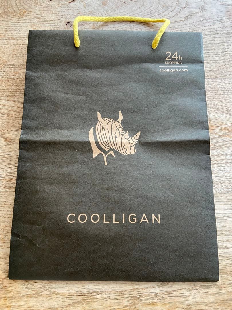 アトレティコ•マドリード　レトロスウェット(M)、マフラーセット