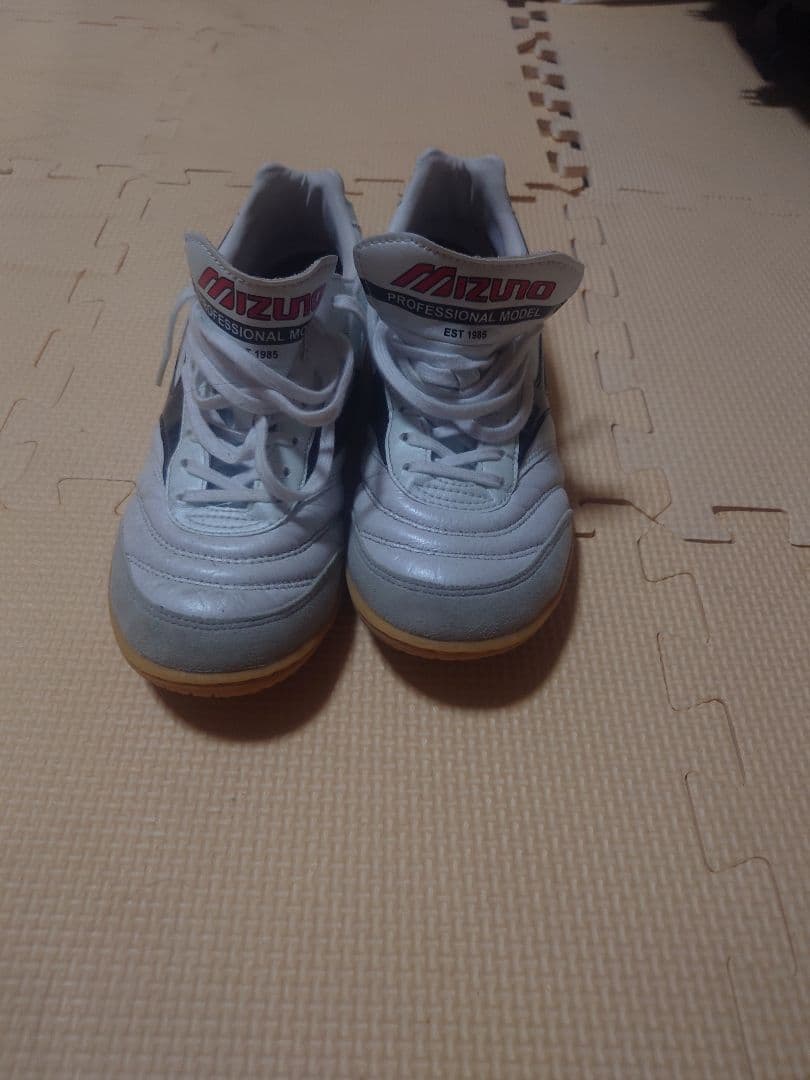 Mizunoモレリア フットサルシューズ ホワイト/ネイビー