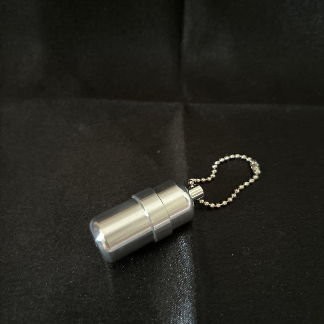 ZIPPO 限定品シリアルNO.0333オイルコンテナ付（銀20ミクロン）