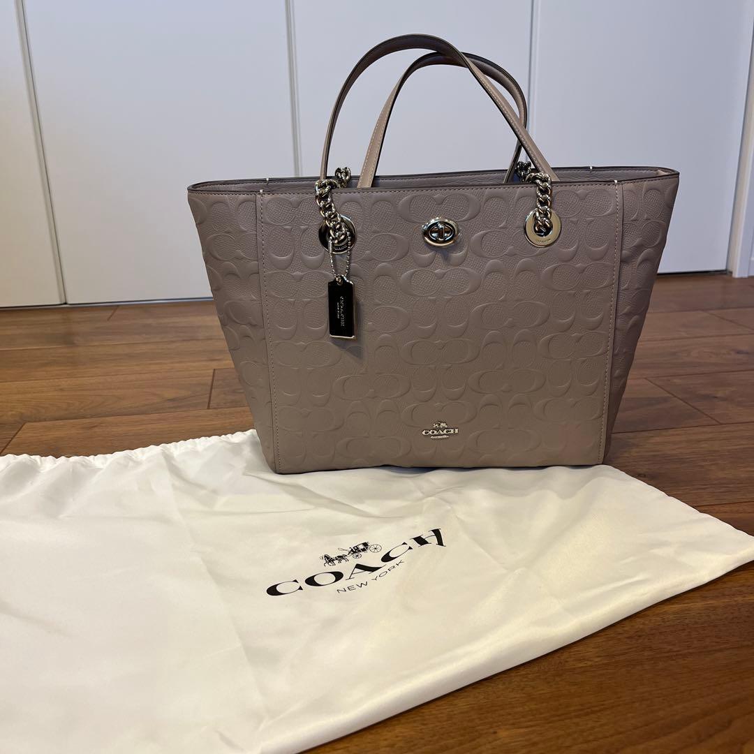 【ハワイで購入】新品COACH エンボス加工 ベージュトートバッグ