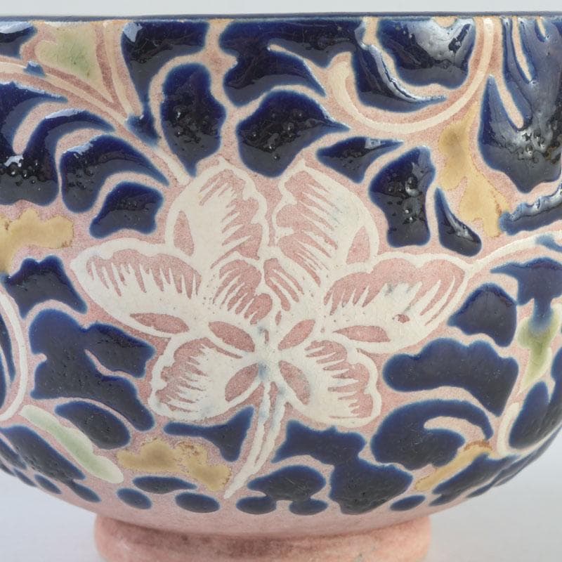 茶道具　青釉　花草文　茶碗　在銘　時代箱付　V　9705