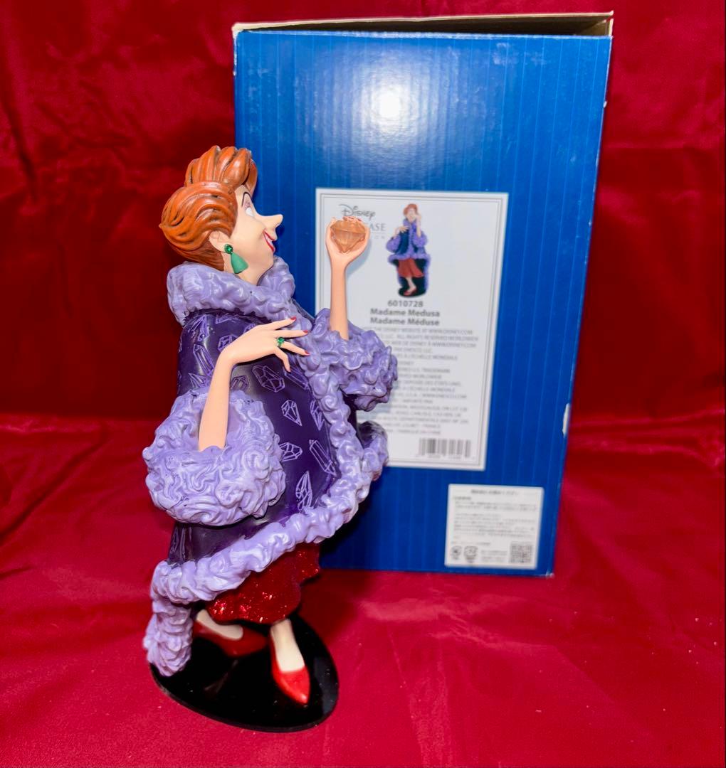 ショーケース　ビアンカの大冒険　ディズニー　ヴィランズ　マダムメデューサ　置物