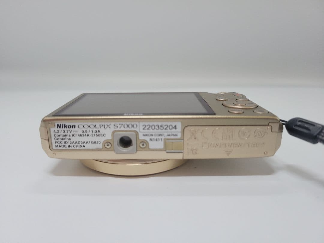 Nikon COOLPIX S7000 動作確認済み 美品 バッテリー付