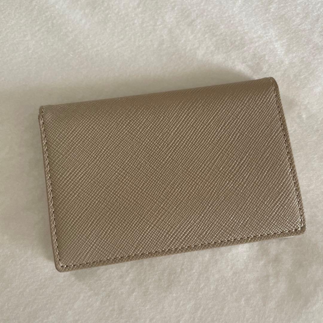 Agnes b 名刺入れ