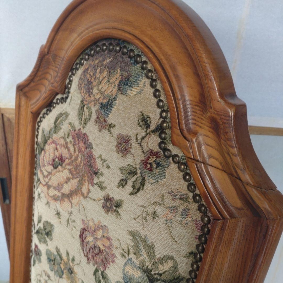 【英国アンティーク調】ダイニングチェア ゴブラン織 花柄 鋲打ち 木製　4/4