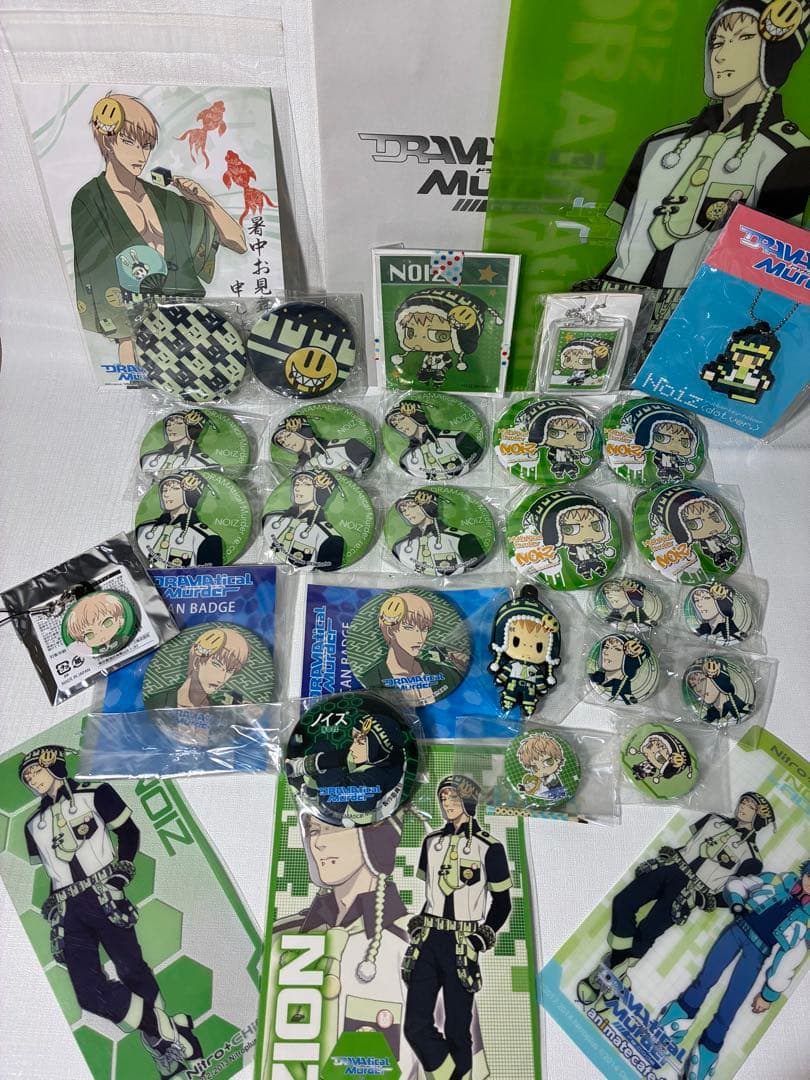 【計21点】ドラマダ　缶バッチ，ポストカード，限定ファイル，キーホルダー　ノイズ