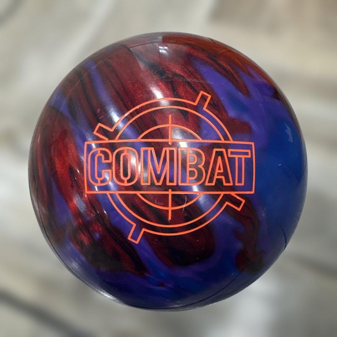 COMBAT ボウリングボール 15LB ブラック/レッド/ブルー/パープル