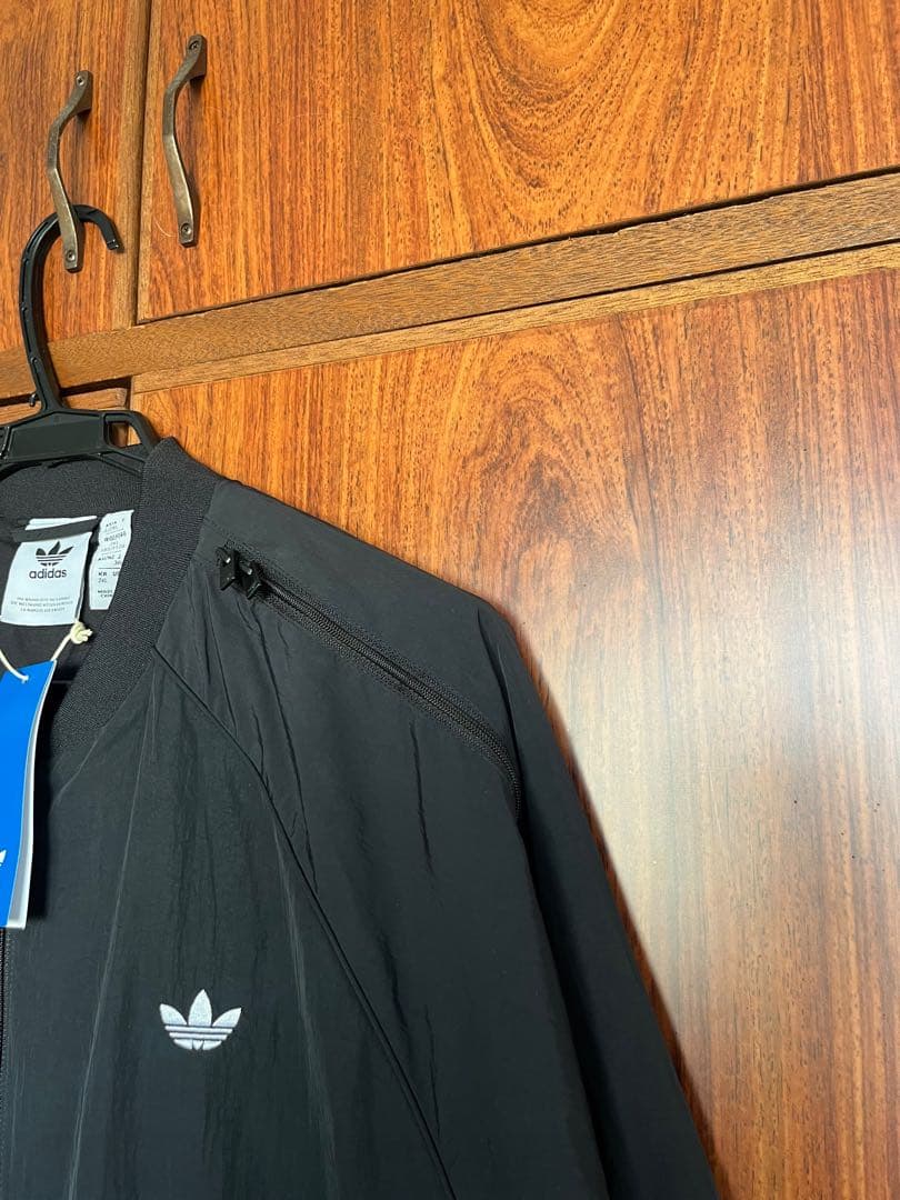 【新品タグ付き】adidas Adilenium シーズン3SSTトラックトップ