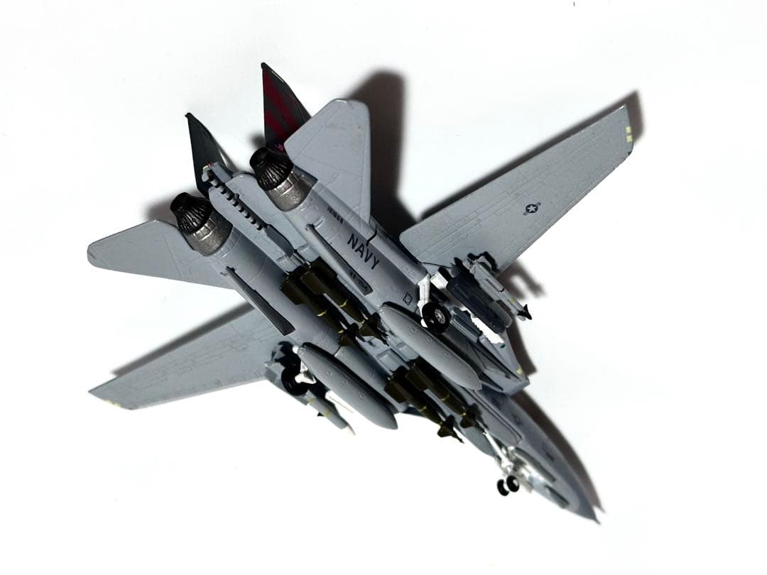 航空機・ヘリコプター GULLIVER 1/200 F-14 TOMCAT VF-154