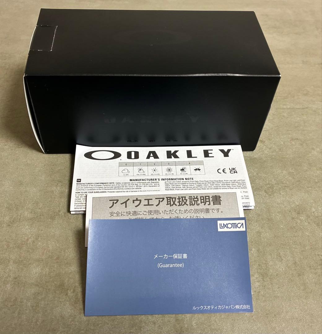 その他 OAKLEY Sutro Lite