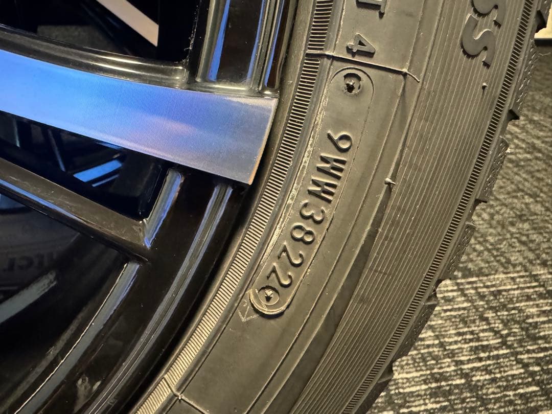 225/55R19TOYO スタッドレス4本5H114.3